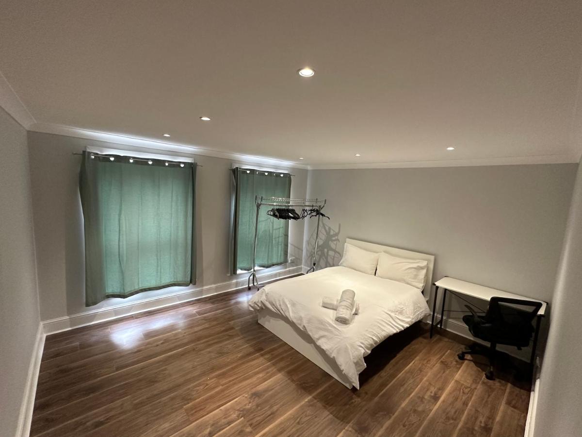 Liverpool Street Green Bedroom Лондон Екстериор снимка